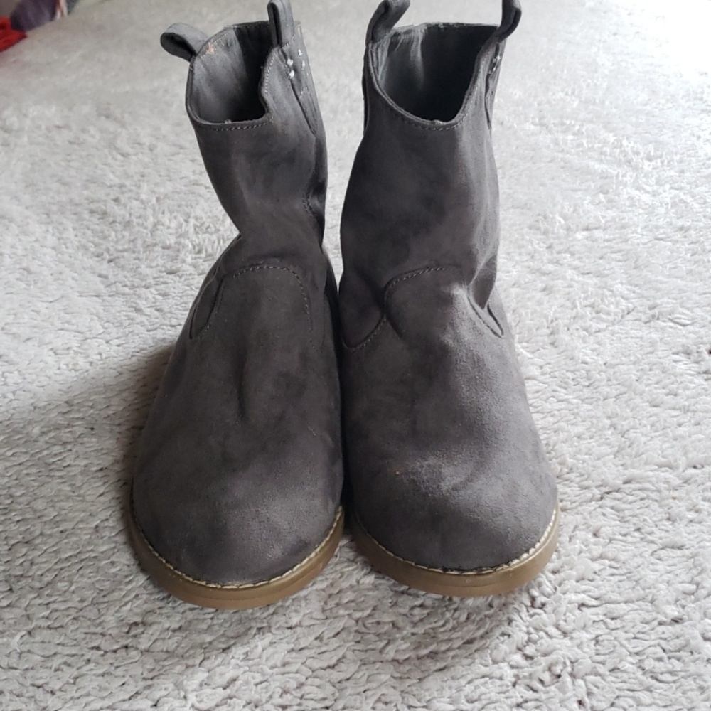 Gray Flat Suede Boots